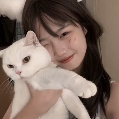 刘汇茗：融汇各种风格的重彩墨画家